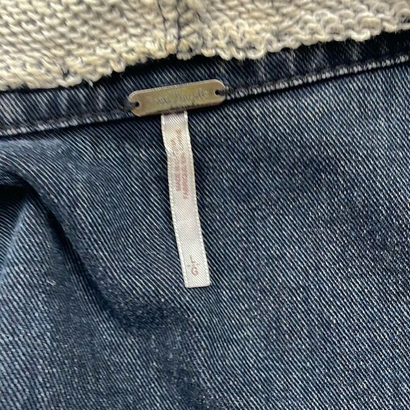 Free People Hooded Denim Knit Jacket Navy Black Gary Distressed L Mixed Media - Picture 5 of 13